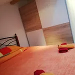 Dani דירה *