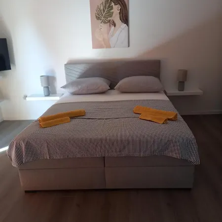 Dani Apartament *
